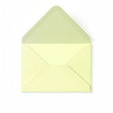 Ivoorkleurige Envelop met Hamerslagstructuur 65x94 mm